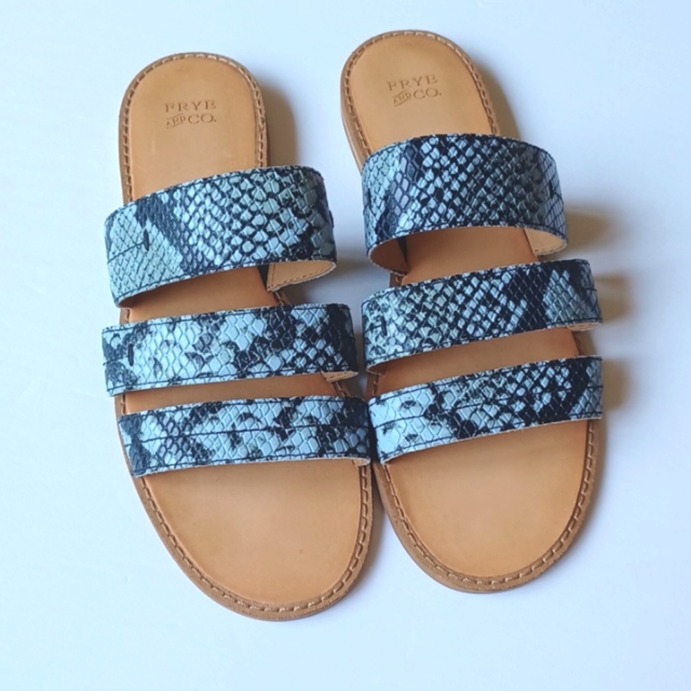 FRYE Evie Sandals Three Band Slide Shoes Blue Snake Size 7.5